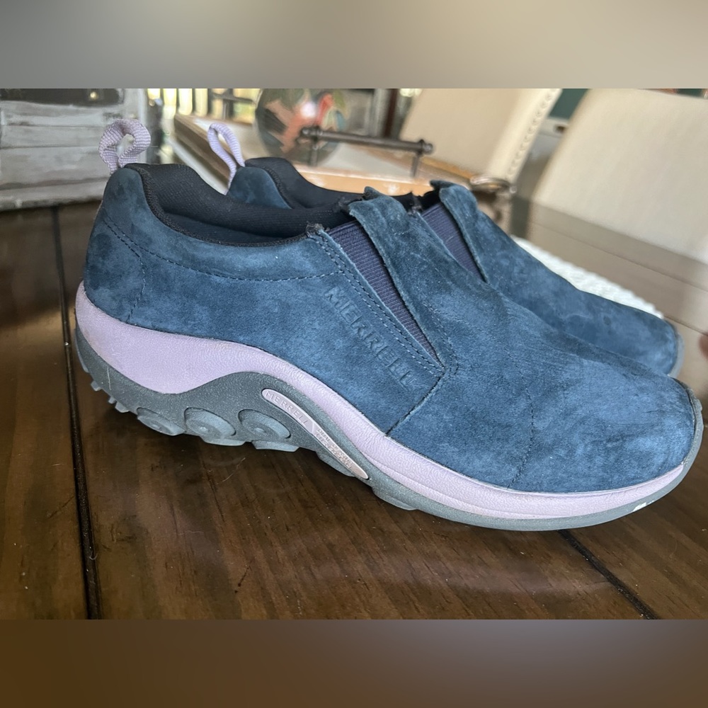 Women’s Merrell size 10